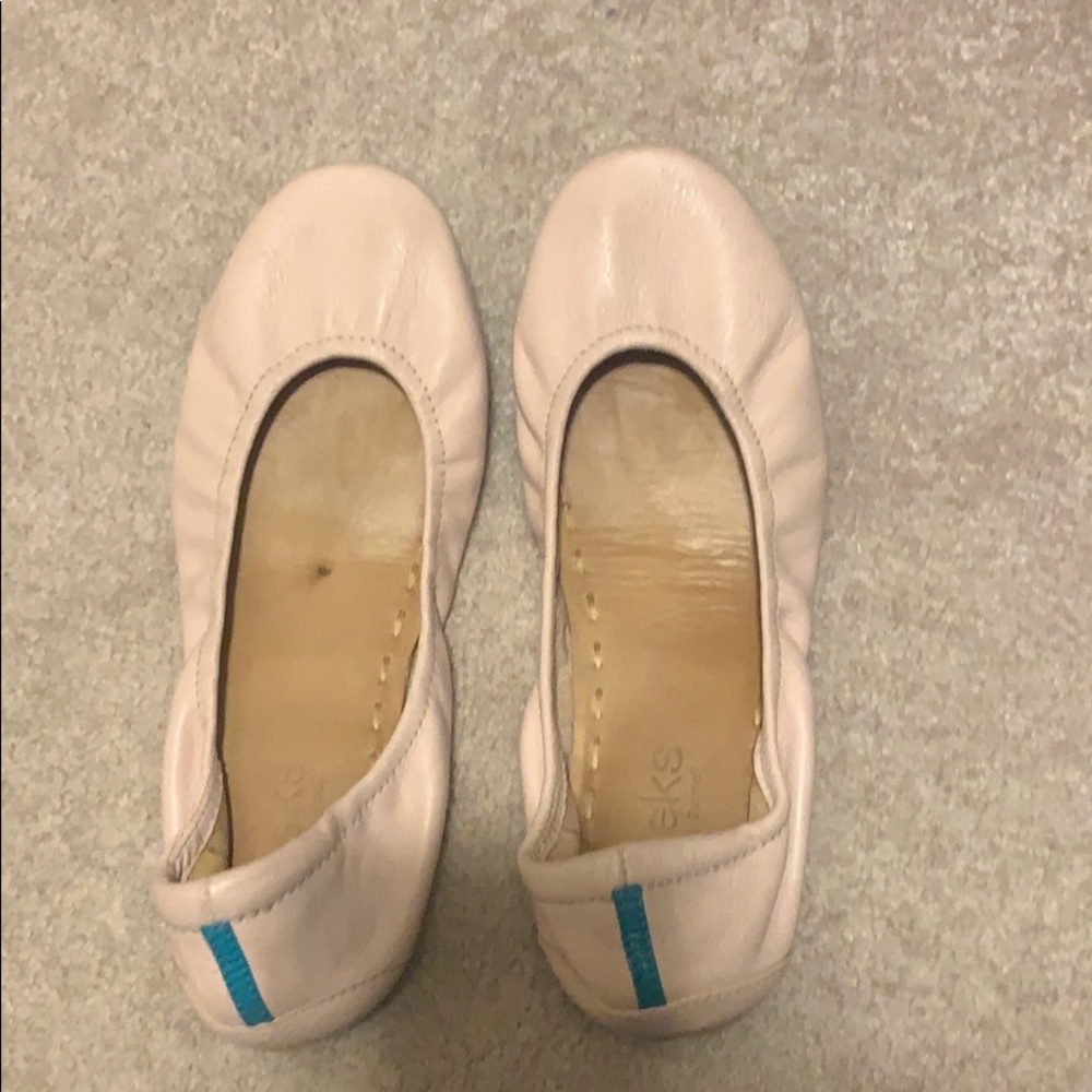 Gently used blush pink Tieks